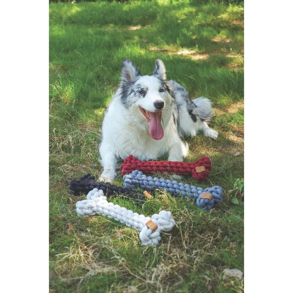 10649008 M-PETS COTO BLACK BONE 30CM ÖRGÜ KEMİK OYUNCAK