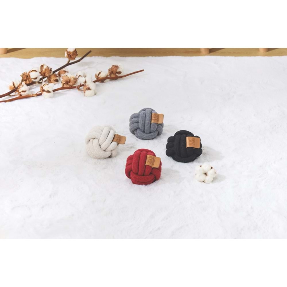 10652113 M-PETS COTO GREY BALL 6,5CM ÖRGÜ TOP OYUNCAK