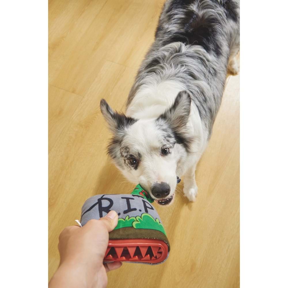 10659099 M-PETS HALLOWEEN TOMB SNACK ATTACK KÖPEK OYUNCAĞI